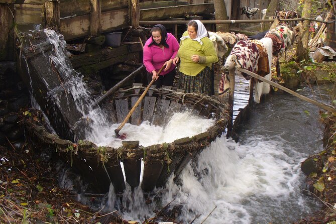 5 Days Tour in Bucovina and Maramureș - Transportation Details