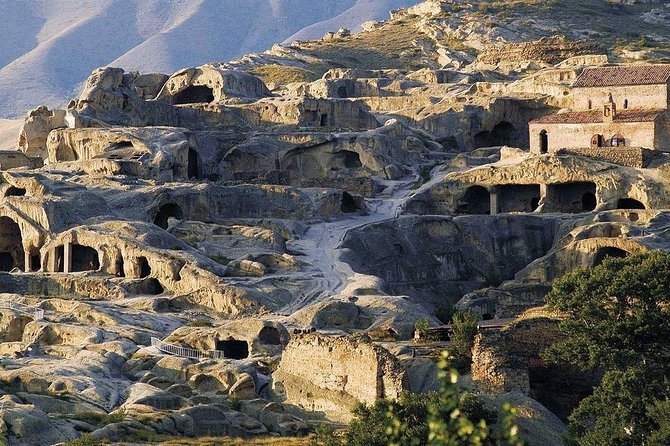 3-Day Tbilisi & Mtskheta Discovery + Airport Transfers - Dining Experience