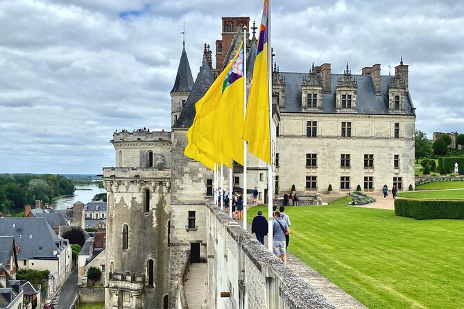 3 Day Tour to 6 Loire Castles, M. St-Michel, Normandy From Paris