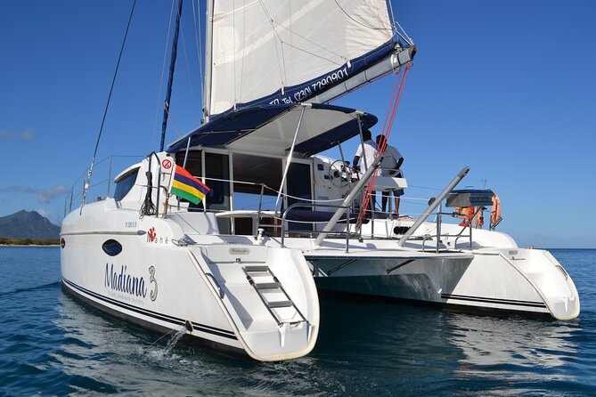 36 Ft Private Overnight Catamaran Cruise in Mauritius - Reviews and Booking Information