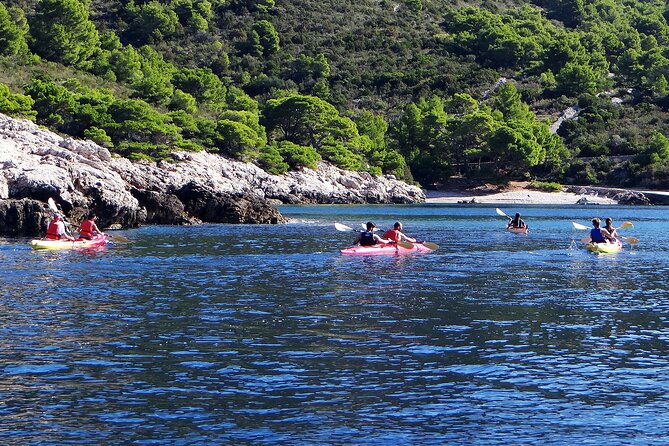 4 Hours Sea Kayaking From KomižA - Cancellation Policy