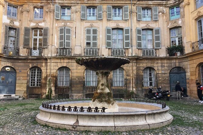 An Authentic and Warm Visit to Aix En Provence - Enjoying Scenic Gardens and Parks