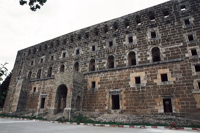 Antalya Perge Aspendos Düden & Kurşunlu Waterfalls Private Tour - Location and Meeting Point