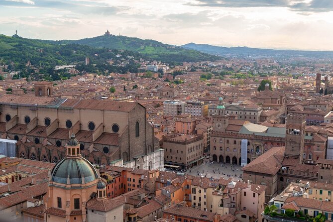 Arrival Private Transfers: Bologna Airport BLQ to Bologna City in Luxury Van - Cancellation Policy
