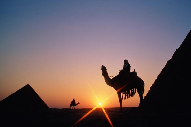 Camel Ride at Giza Pyramids During Sunset - Sunset Camel Ride Highlights