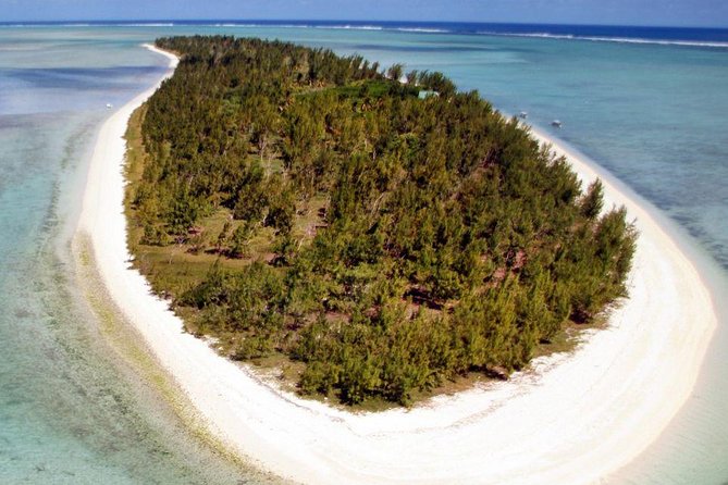 Catamaran Cruise to Ile Aux Bénitiers: Dolphin Watch, Crystal Rock & Transfer - Pricing and Cancellation Policy