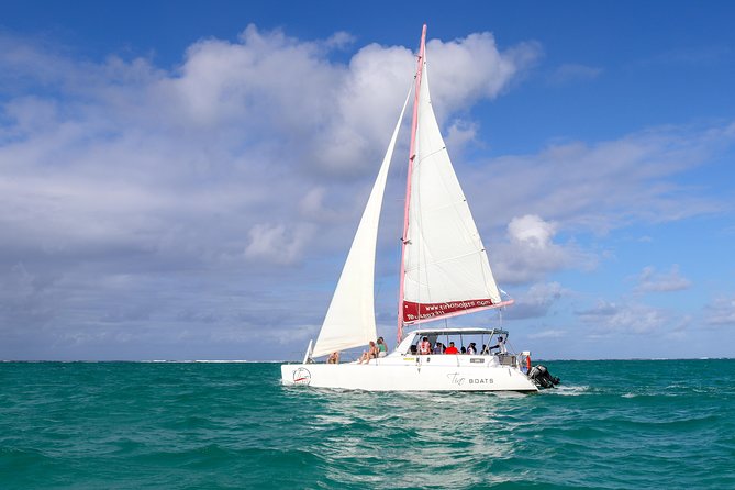 Catamaran Cruise to Ile Aux Cerfs - Activity Overview
