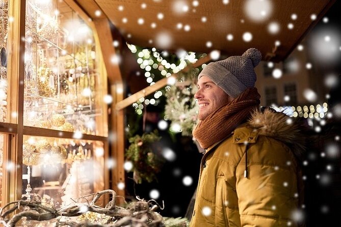 Christmas Enchantment: Walking Tour in Santiago De Compostela - Group Size and Operator