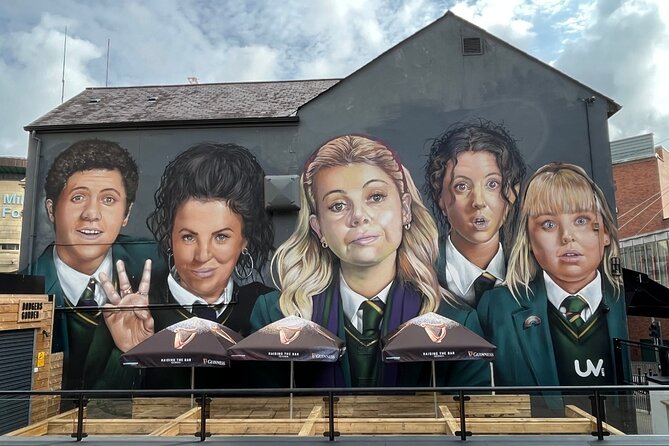 Derry Quest: Self Guided City Walk & Immersive Treasure Hunt - Directions
