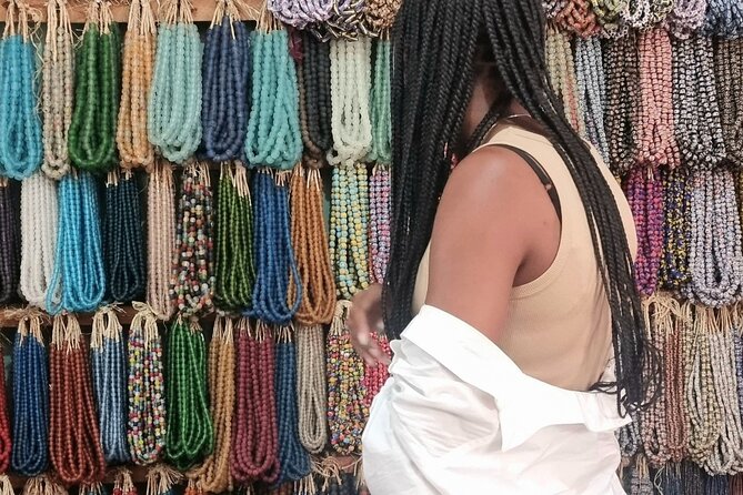 Eclectic Fashion & Art Tour in Nairobi With a Wardrobe Stylist - Tour Expectations and Requirements