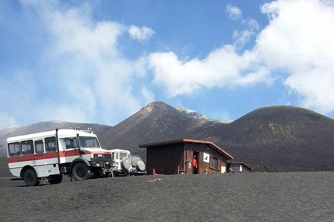 Etna Sunset Tour 3.000 From Taormina - Background