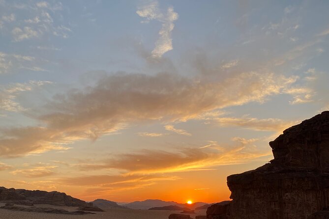 Explore Wadi Rum: Jeep Tour, Bed and Breakfast, and Dinner - Dinner Options