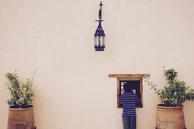 Fez Guided Tour With Photographer and Guide - Additional Details and Policies