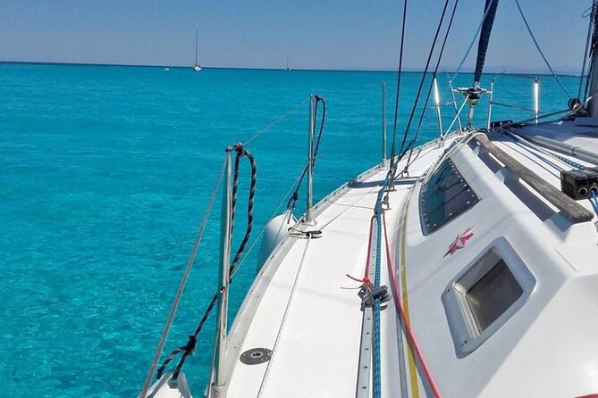 Full-Day Boat Guided Trip to Asinara With Van Pickup and Lunch - Trip Inclusions