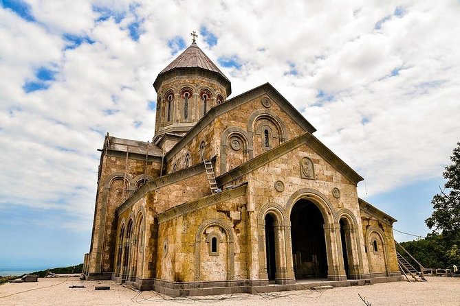 Full Day Tour in Sighnaghi Bodbe Tsinandali From Tbilisi - Departure Details