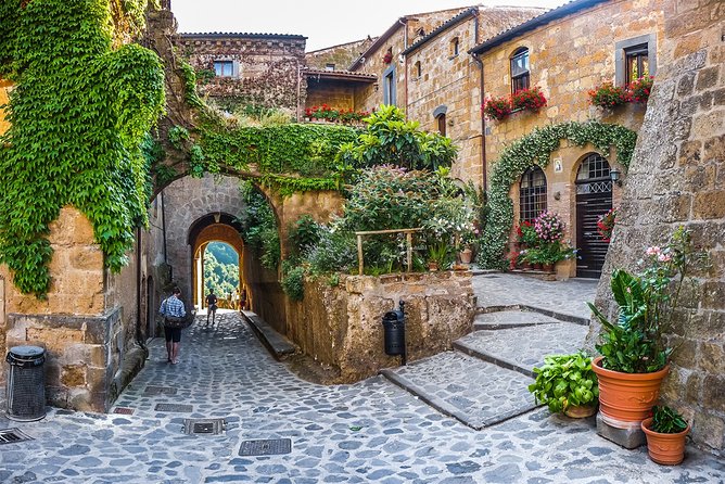 Full-Day Tour to Orvieto and Civita Di Bagnoregio From Rome - Frequently Asked Questions