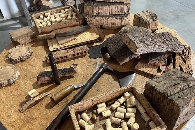 Full-day Trip in Evora, Winery & Cork Factory Private Transport - Full-day Itinerary