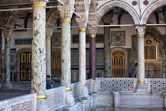 Guided Half-Day Tour to Topkapi Palace & Grand Bazaar - Topkapi Palace Entrance Fee