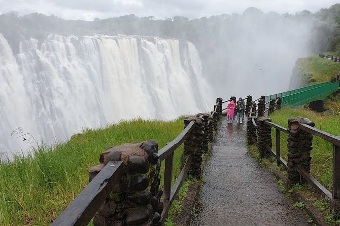 Guided Tour Of Victoria Falls - Zambia Side - The Sum Up