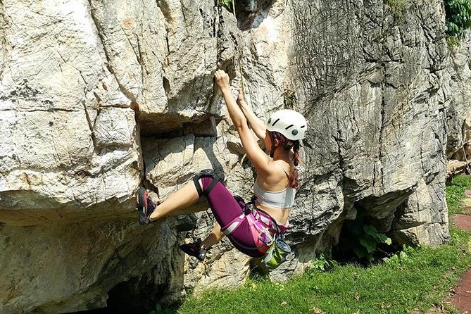 Half-Day Guided Rock Climbing in Batu Caves, Malaysia - Health Considerations