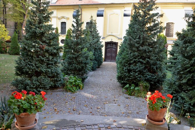 Hidden Budapest Private Bike Tour - Confirmation Process