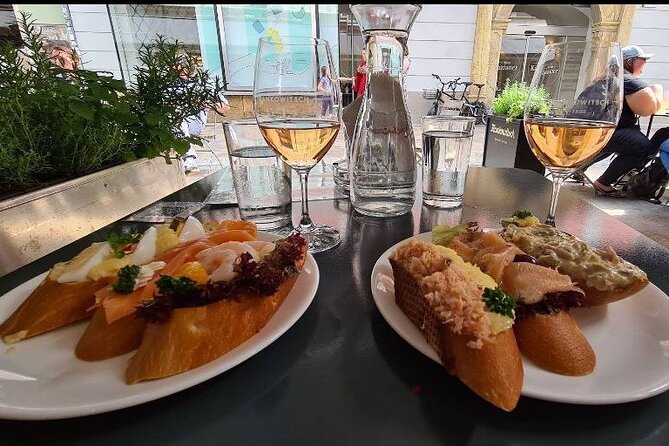 Hidden Gems in Graz With Local Delicacies - Private Guided Tour From Vienna - Exploring Grazs Vibrant Markets