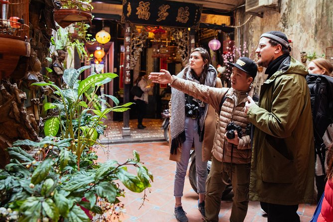 Highlights & Hidden Gems With Locals: Best of Hanoi Private Tour - Local Gems Explored