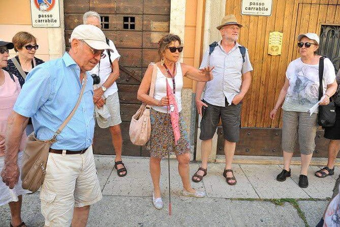 Juliet & Romeos Balcony - Skip the Line & Verona City With Guide - Reviews & Meeting Instructions