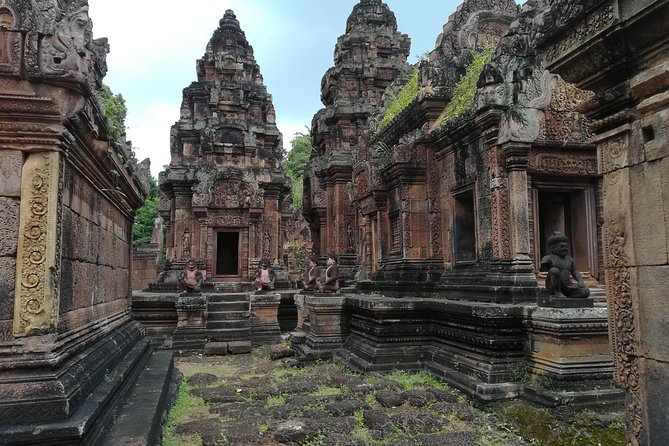Kbal Spean, Banteay Srei & Banteay Samre Temple - Tour Highlights