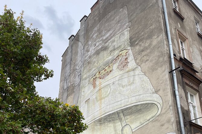 Krakow Jewish Ghetto and Quarter Audio Guided Walking Tour - Explore at Your Own Pace