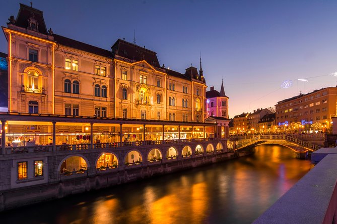 Ljubljana Festively Decorated Walking Tour - Availability in Italian Language