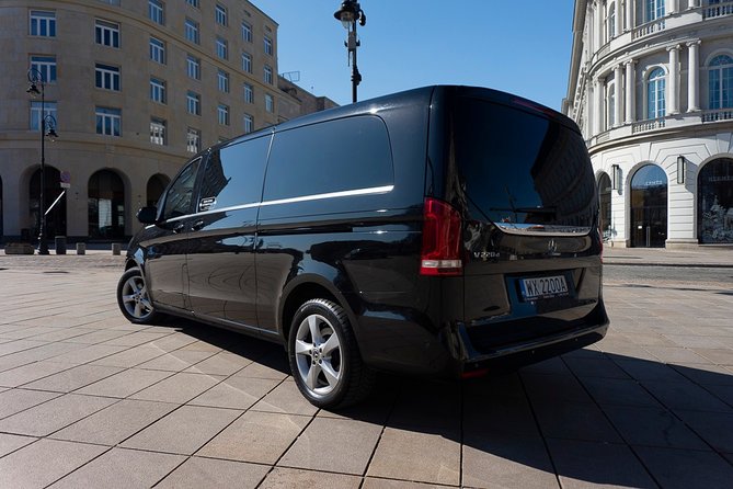 Luxury Transport From/To Warsaw - FRAnkfurt / Intern. Airport FRA by Private Van - Frequently Asked Questions