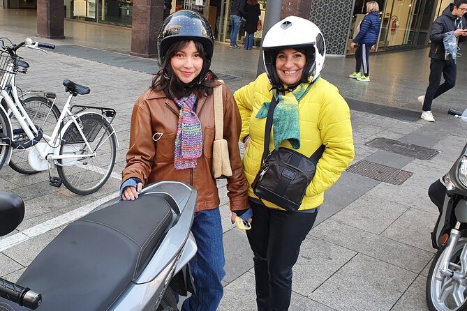 Milan Vespa Tour for Couple or Friends - Expectations and Experience