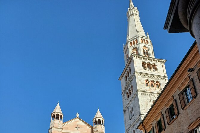 Modena Walking Food Tour With a Local - Group Size and Pricing