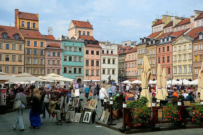 Old Town With Royal Castle + Warsaw Uprising Museum: SMALL GROUP /Inc. Pick-Up/ - Price, Reservation, and Cancellation Policy