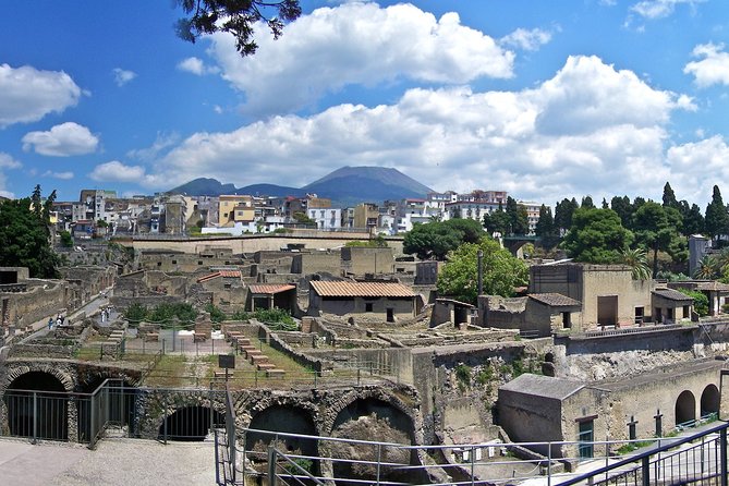 Pompeii, Oplontis and Herculaneum From the Amalfi Coast - Lunch Experience Included