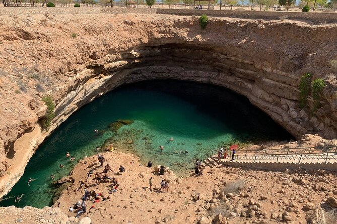 Private 2 Day Wadi Shab and Bimmah Sinkhole Tour - Tour Highlights