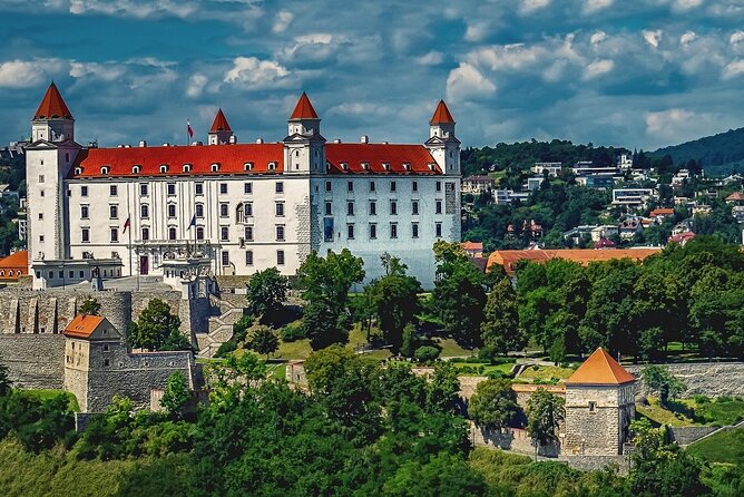Private Direct Transfer From Vienna City Center to Bratislava - Frequently Asked Questions