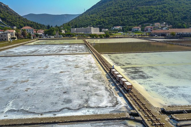 Private Full Day Tour From Dubrovnik: Ston With Wine Tastings - Exploring Stons Attractions