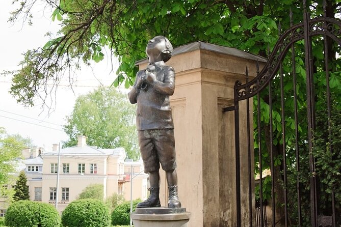Private Jewish Quarter and Paneriai Memorial Park Tour - Tour Inclusions