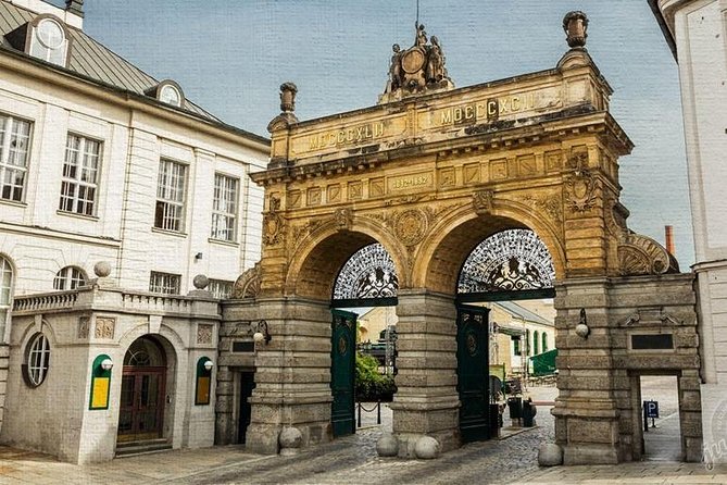Private Prague to Nuremberg Luxury Transfer via Pilsner Brewery - Booking and Pricing