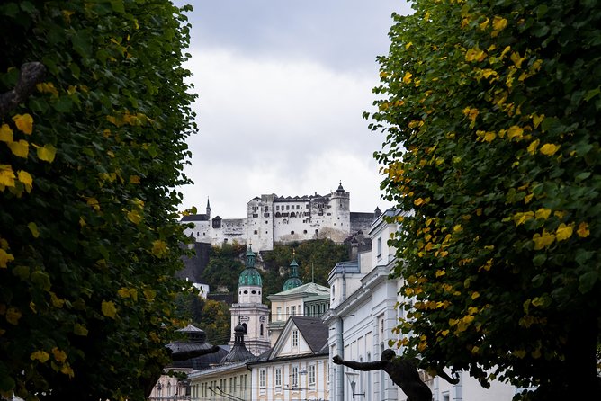 Private Scenic Transfer From Prague to Salzburg With 4h of Sightseeing - Sightseeing Highlights