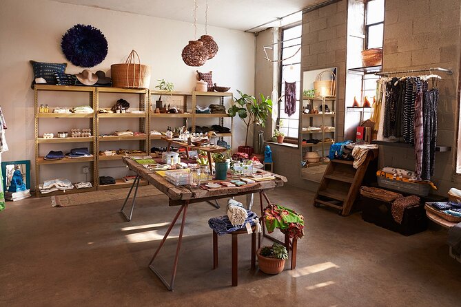 Private Shopping Tour in Budapest, 3 Hours With Hotel Pickup - What to Expect During Tour