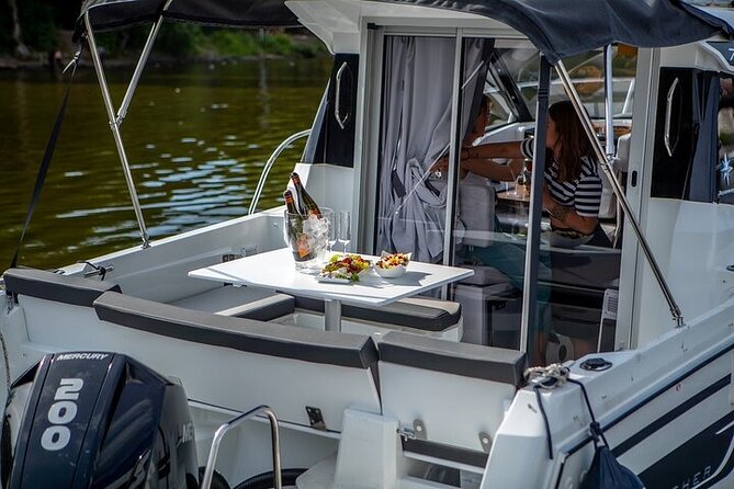 Private Speedboat Cruise Visit to Prague With Drinks Included - End Point Instructions