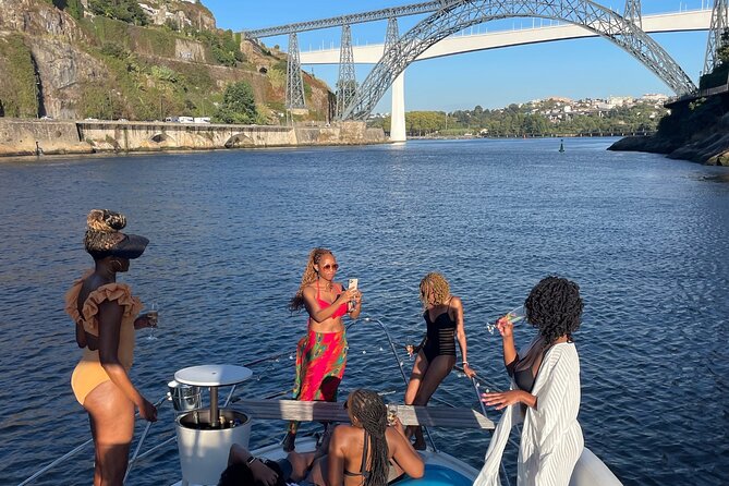 Private Tour 6 Bridges With Wine and Cheese Tasting - Cancellation Policy