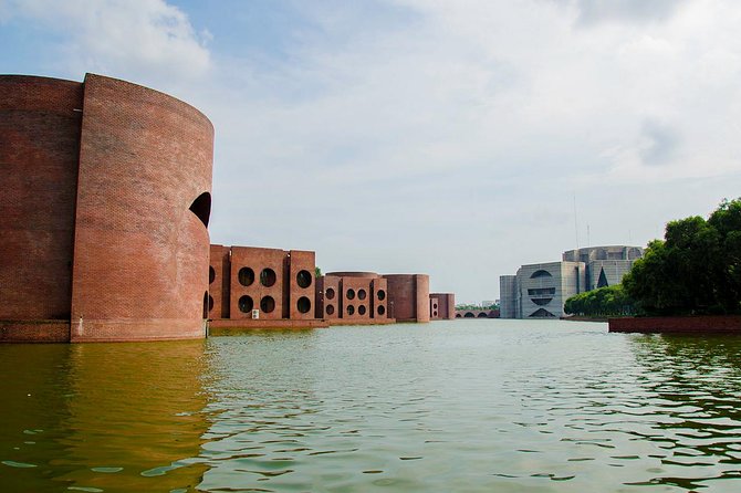 Private Tour: Dhaka Full-Day City Sightseeing Tour