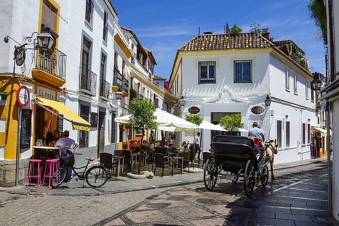 Private Tour Running Through the Historic Center of Córdoba - Cancellation Policy