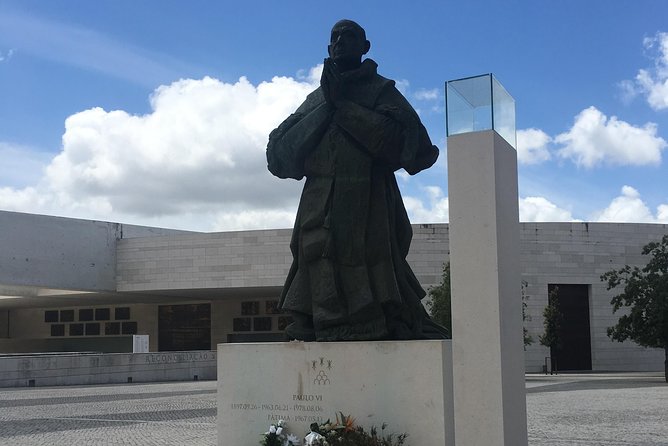 Private Tour to Fátima, Batalha, Alcobaça, and Óbidos - Tour Directions