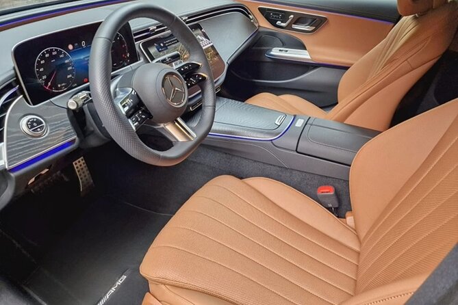 Private Transfer From Catania Airport to Porto Milazzo or Vice Versa - Vehicle Amenities