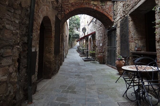 Private Transfer From Florence To Massa - The Sum Up